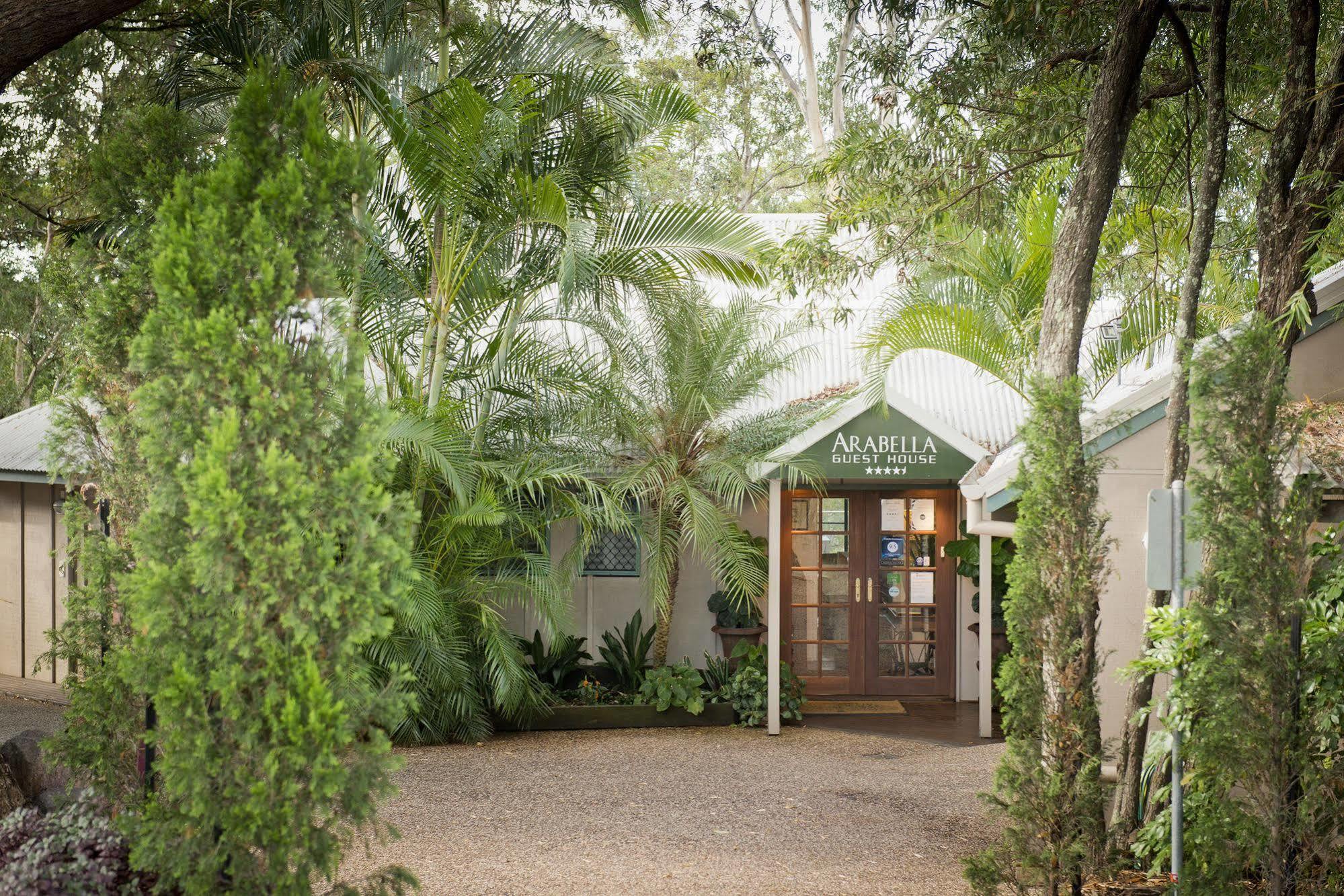 Arabella Guesthouse Alexandra Headland Exterior foto